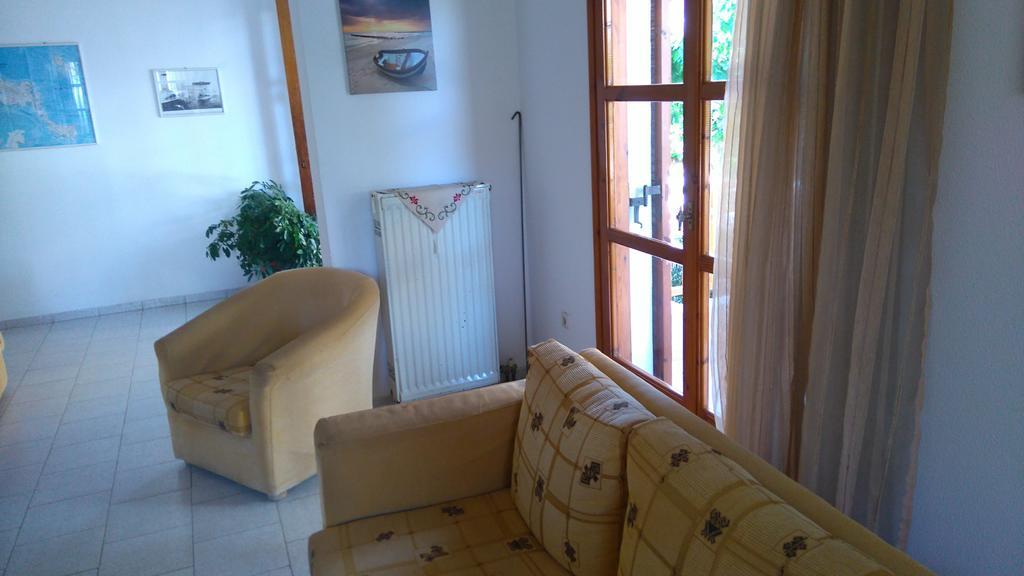 Hotel Aidipsos Loutra Edipsou  ภายนอก รูปภาพ