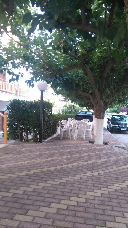 Hotel Aidipsos Loutra Edipsou  ภายนอก รูปภาพ